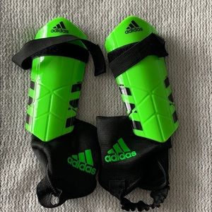 Adidas youth shin guards small